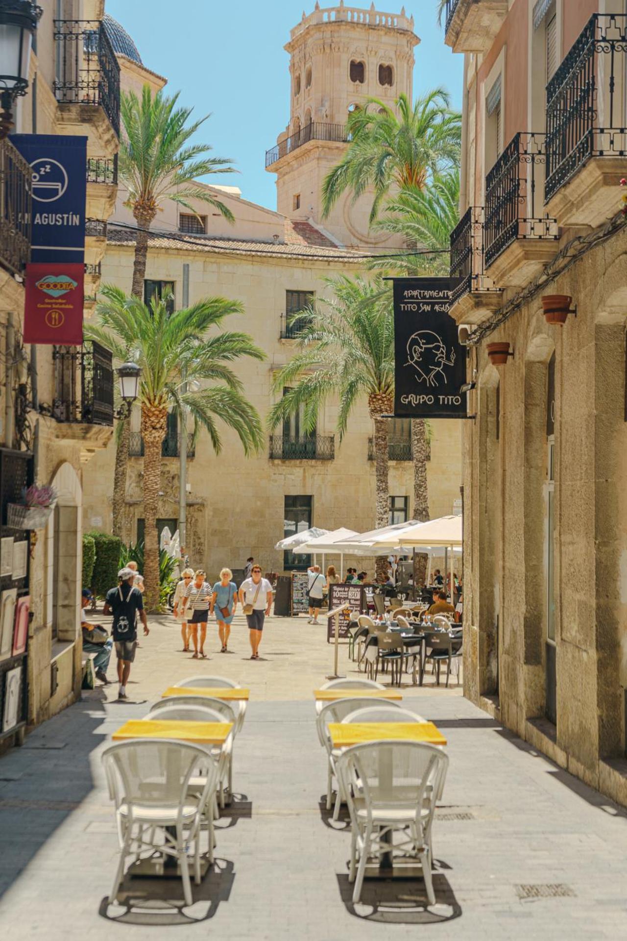 Apartment With Exceptional Charm In Historic Center Of Alicante Kültér fotó