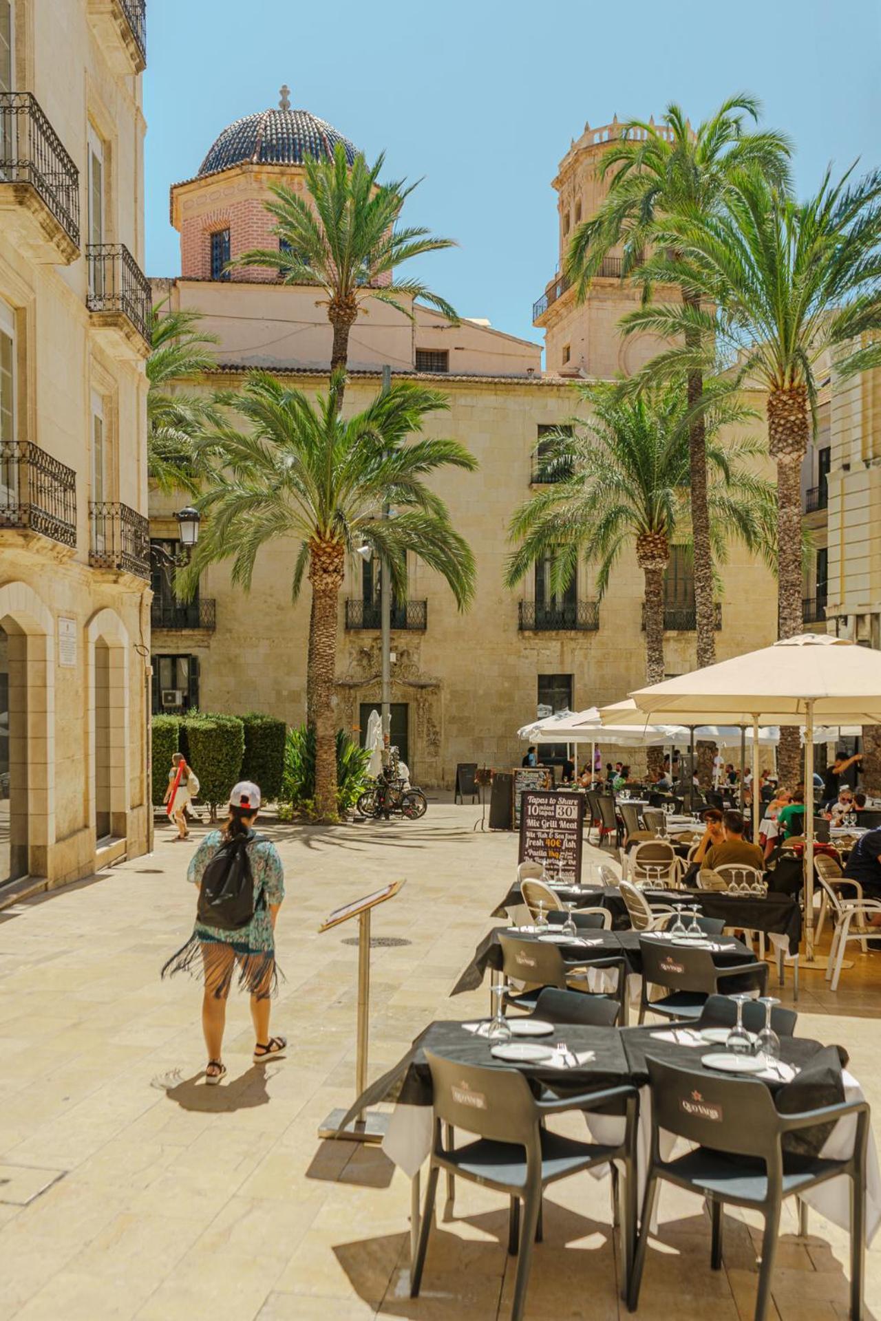 Apartment With Exceptional Charm In Historic Center Of Alicante Kültér fotó